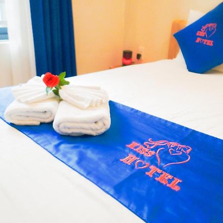 Kiss Hotel Tan Binh Ho Si Minh-város Kültér fotó